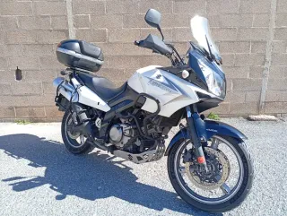 Suzuki Vstrom 650 ABS Negra y Blanca