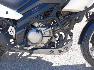 Suzuki Vstrom 650 ABS Negra y Blanca