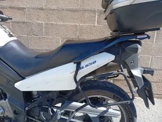 Suzuki Vstrom 650 ABS Negra y Blanca