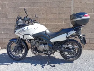 Suzuki Vstrom 650 ABS Negra y Blanca