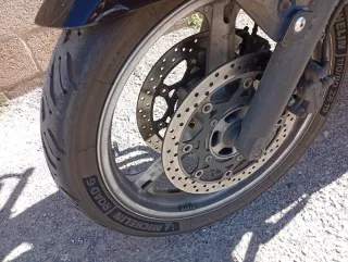 Suzuki Vstrom 650 ABS Negra y Blanca