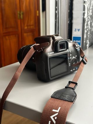 Cámara Canon EOS 1100D