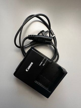 Cámara Canon EOS 1100D