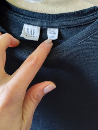 Camiseta GAP Kids manga larga negra