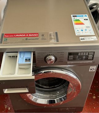LAVADORA DE CARGA FRONTAL MARCA LG DE 7 KILOS