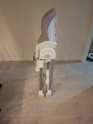 Trona evolutiva plegable