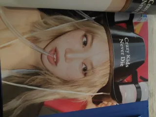 Le Sserafim Crazy Heathers Rock Kpop con PC