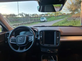 Volvo XC40 Electric 2024