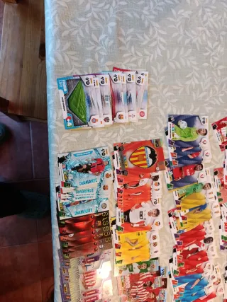 255 CROMOS  2025-26 LIGA ADRENALYN SIN REPETIR