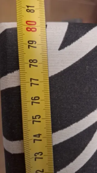 Mesa de comedor y 4 sillas