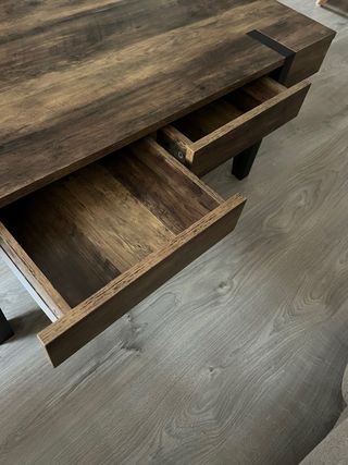 Mesa de centro madera nogal y patas metálicas