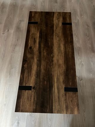 Mesa de centro madera nogal y patas metálicas