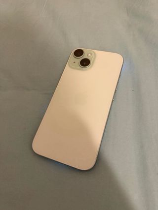 iPhone 15 128GB 88% Batería