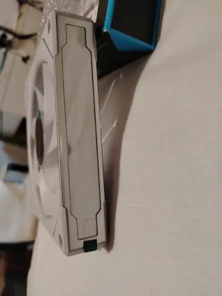 2 Lian Li UNI FAN SL-INF 140 RGB White