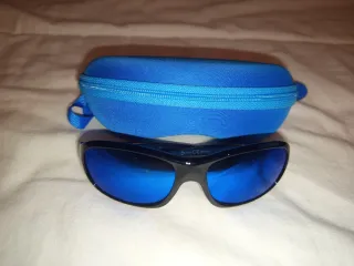 Gafas de sol infantiles con funda