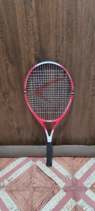 Raqueta Protón Vulcano - Poco uso