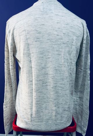 Jersey Hollister Gris y Blanco Talla L