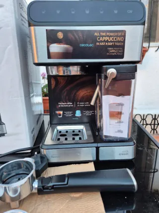Cafetera Cecotec 20 Touch