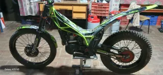 Moto Trial Vertigo Combat 300