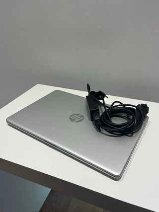 HP 15s Ryzen 5 16GB RAM 1TB SSD