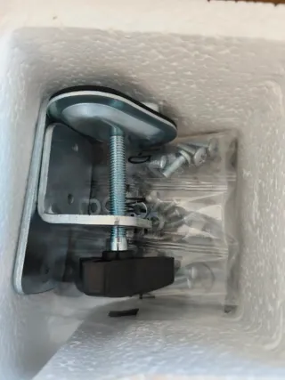 Soportes de pantalla Ergos