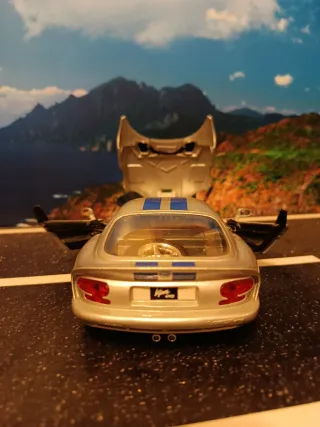 Dodge Viper escala 1:24