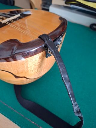 Mandolina Suzuki M-80 Arce