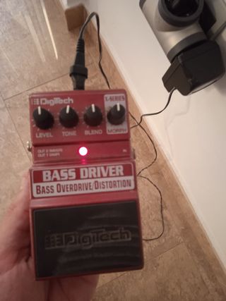 Digitech Bass Driver Serie X Pedal + Transformador