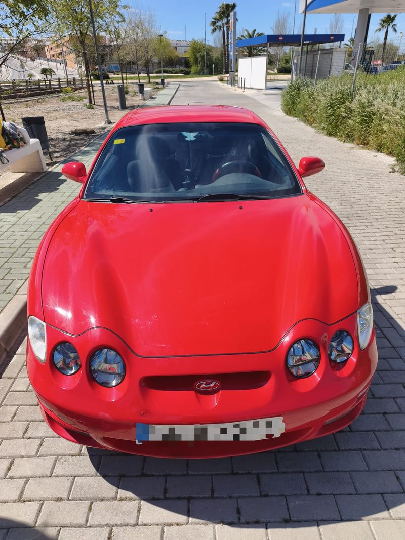 Hyundai Coupe - foto 1