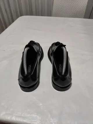 Mocasines negros talla 40