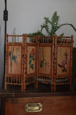 Biombo vintage para muñecas