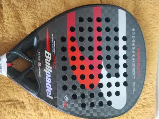 Pala Bullpadel Vertex 03 Pro Chingotto + Paletero