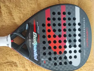 Pala Bullpadel Vertex 03 Pro Chingotto + Paletero