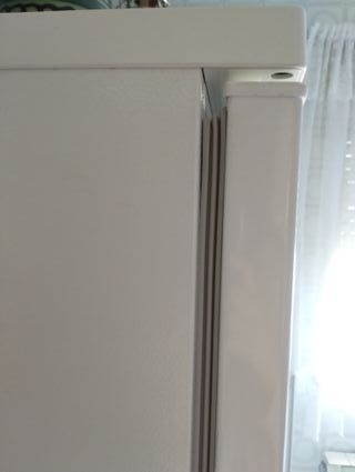Congelador Vertical Hisense 82L