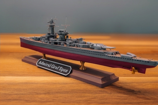 Modellino Nave Admiral Graf Spee 1:350