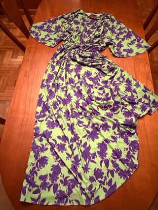 Vestido Largo Estampado Floral Verde y Morado