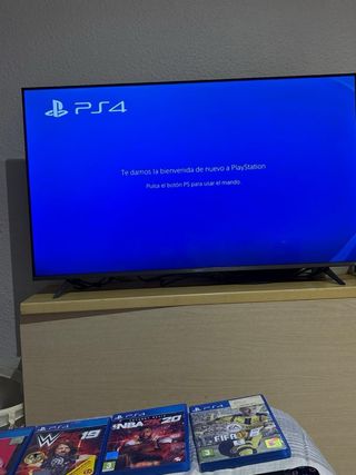 PS4 (PlayStation 4) Negra + Juegos