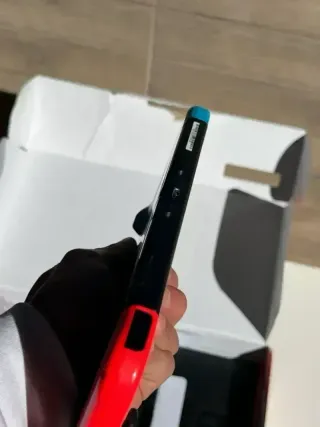 Como nuevo!! Nintendo Switch V2 con caja