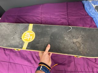 Skate KRF con poco uso pero muy buen estado