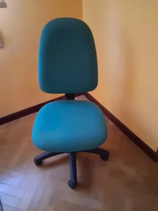 Silla de oficina verde