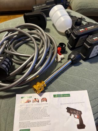 Pistola hidrolimpiadora a batería