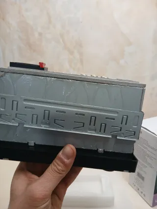 Stereo Auto con Display LM-9702