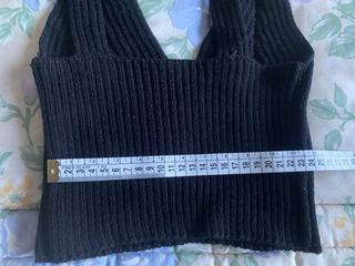 Top corto de punto mujer tirantes negro