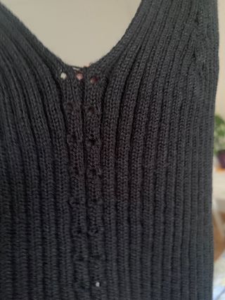 Top corto de punto mujer tirantes negro