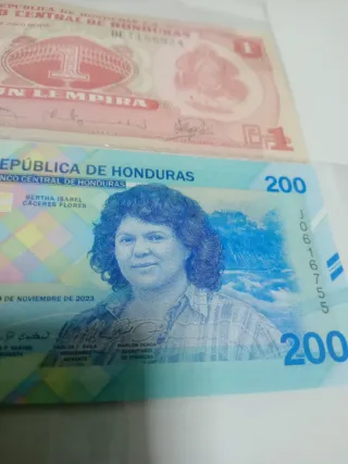 Billetes de Honduras 200 y 1 Lempira