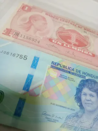 Billetes de Honduras 200 y 1 Lempira