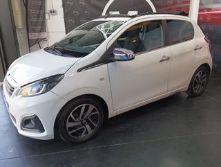 Peugeot 108 Top! Allure 1.2 PureTech 82