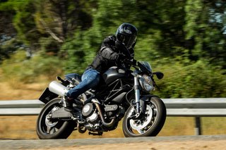 Ducati Monster 696 Dark Plus