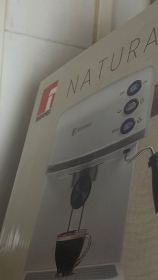 Cafetera Bergner 850W
