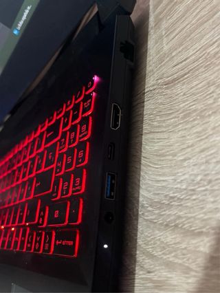 Portátil Gaming MSI Bravo 15